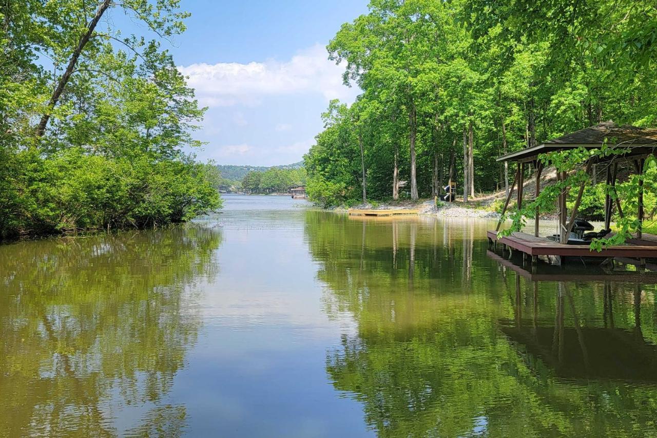 Lakeside Hot Springs Retreat With Kayaks And Boat Dock Hot Springs Village Exterior foto