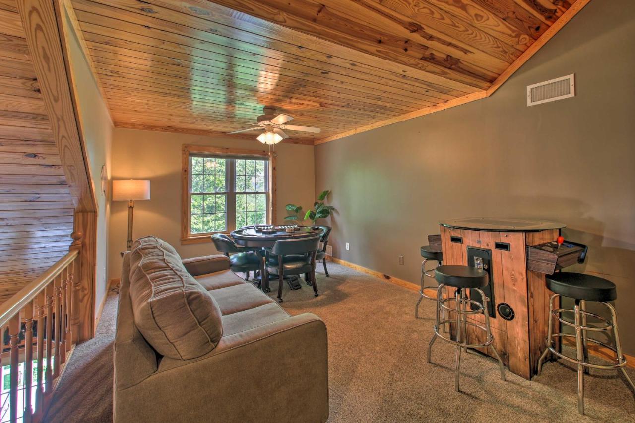 Lakeside Hot Springs Retreat With Kayaks And Boat Dock Hot Springs Village Exterior foto